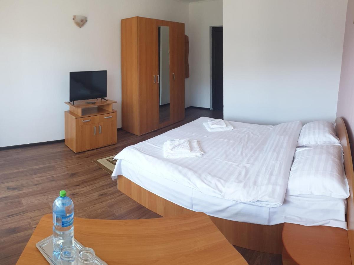 Hotel Valea Doamnei Nucşoara Esterno foto