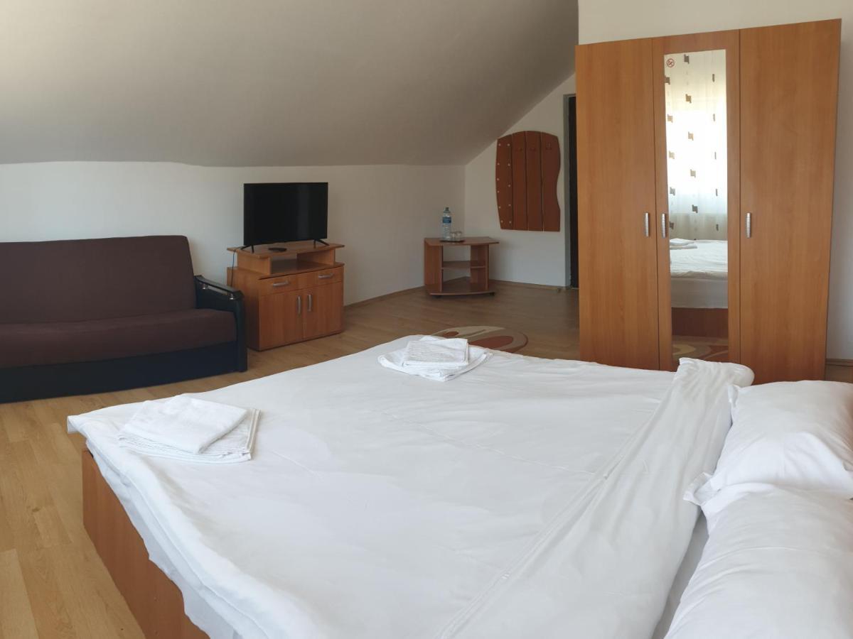 Hotel Valea Doamnei Nucşoara Esterno foto