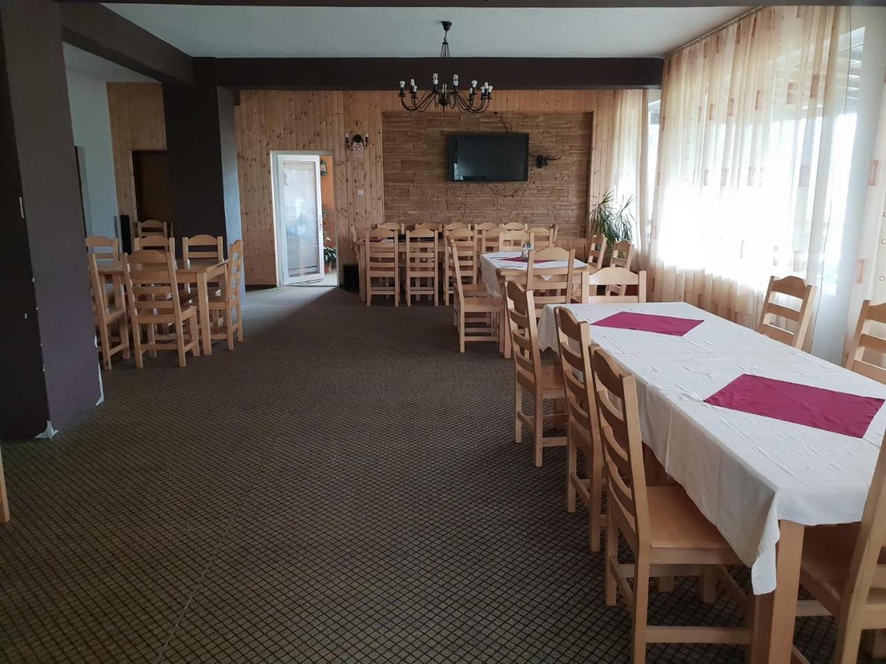 Hotel Valea Doamnei Nucşoara Esterno foto